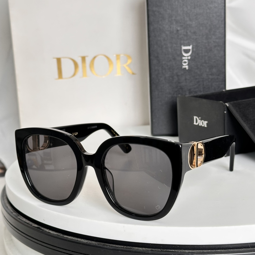 ‼️DIO* 30MONTAIGNE S10F
SIZE：54口22-130