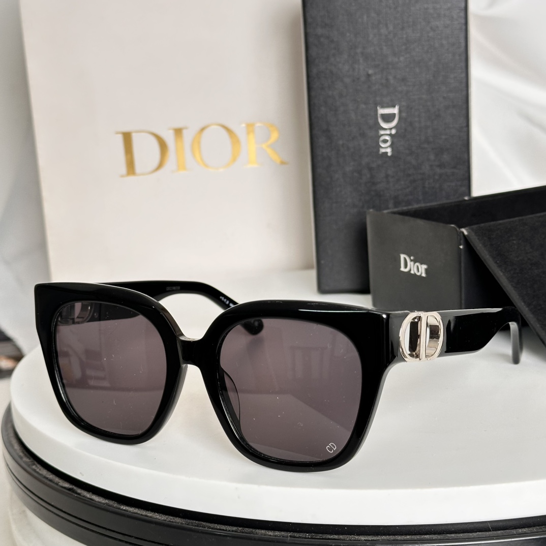  ‼️DIO* 30MONTAIGNE S10F
SIZE：54口22-130