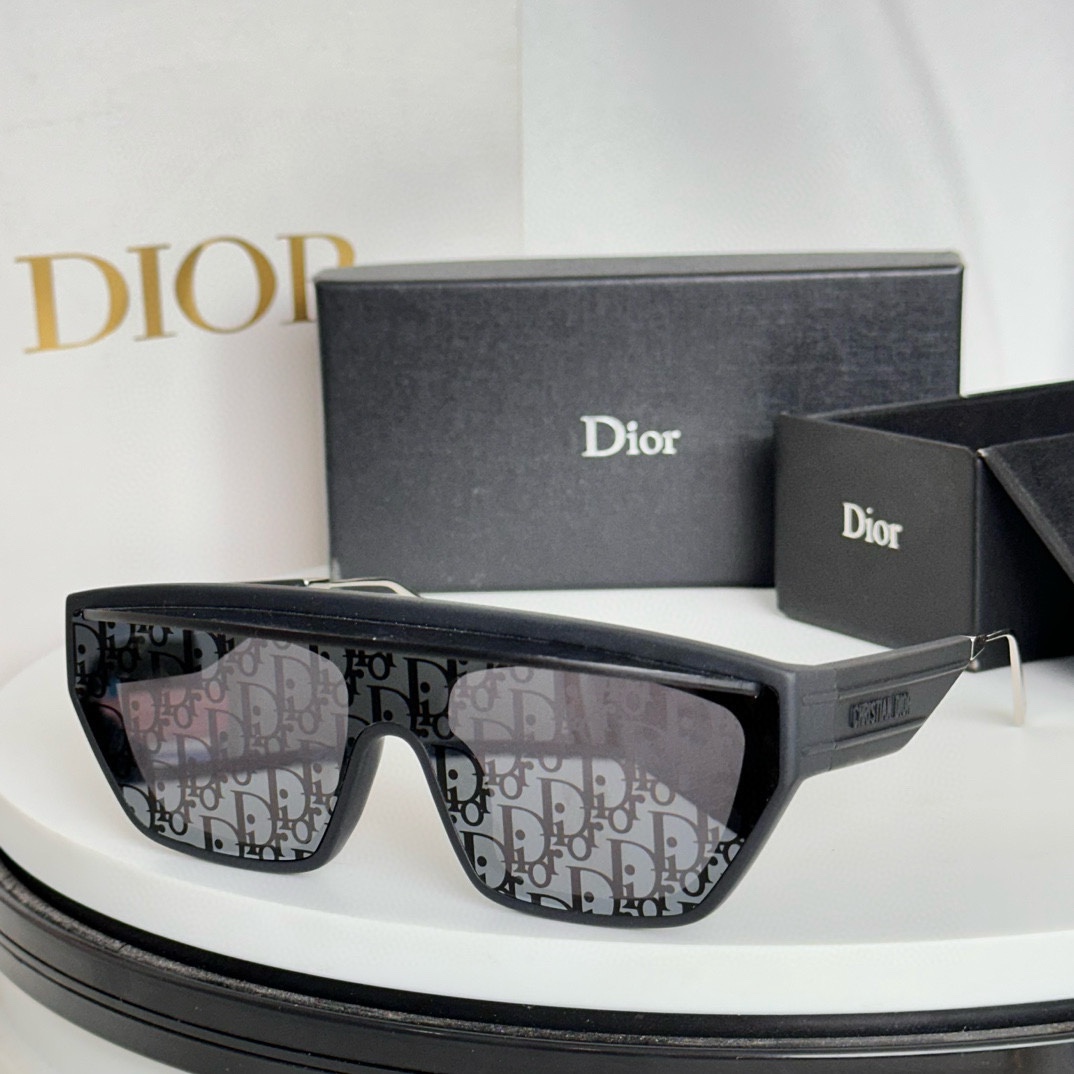   齐色到货 Dio*
Mod：DiorClub M7U
Size：140-0-140