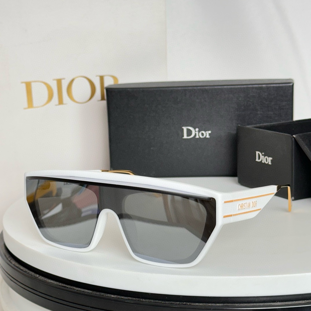   齐色到货 Dio*
Mod：DiorClub M7U
Size：140-0-140