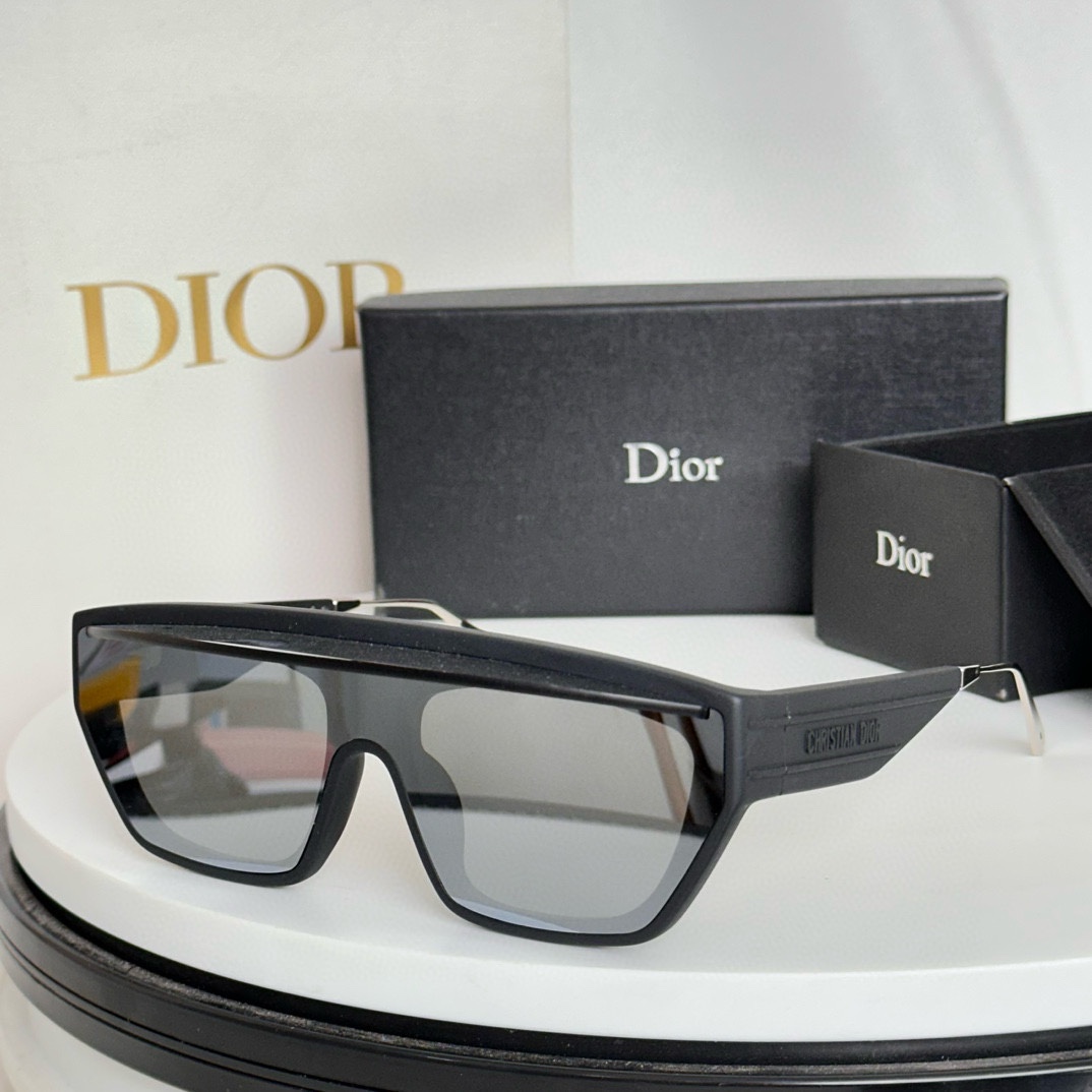   齐色到货 Dio*
Mod：DiorClub M7U
Size：140-0-140