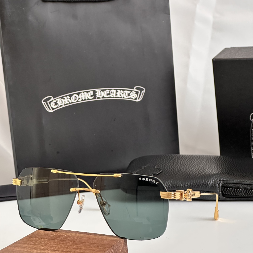   新款 眼镜界的爱马仕 Chromehearts 克罗心眼镜 男女款太阳镜 金 镜架 顶级品质墨镜 质