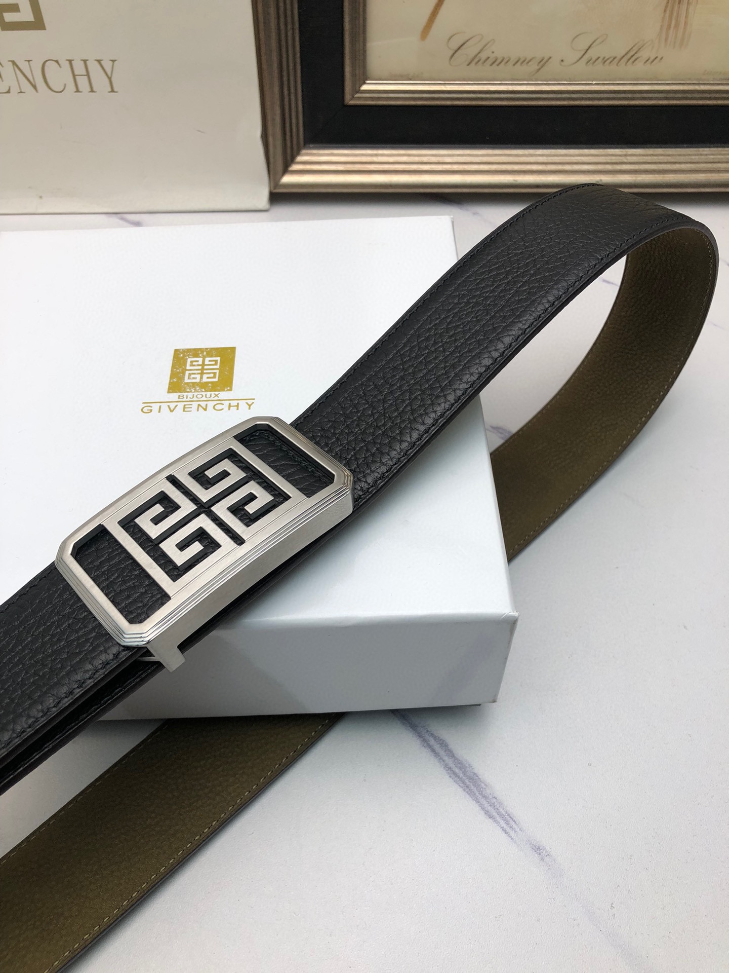 High-Quality Lynch Belt for Man with Unique Calves and Deer Skin Lining - 图片 5