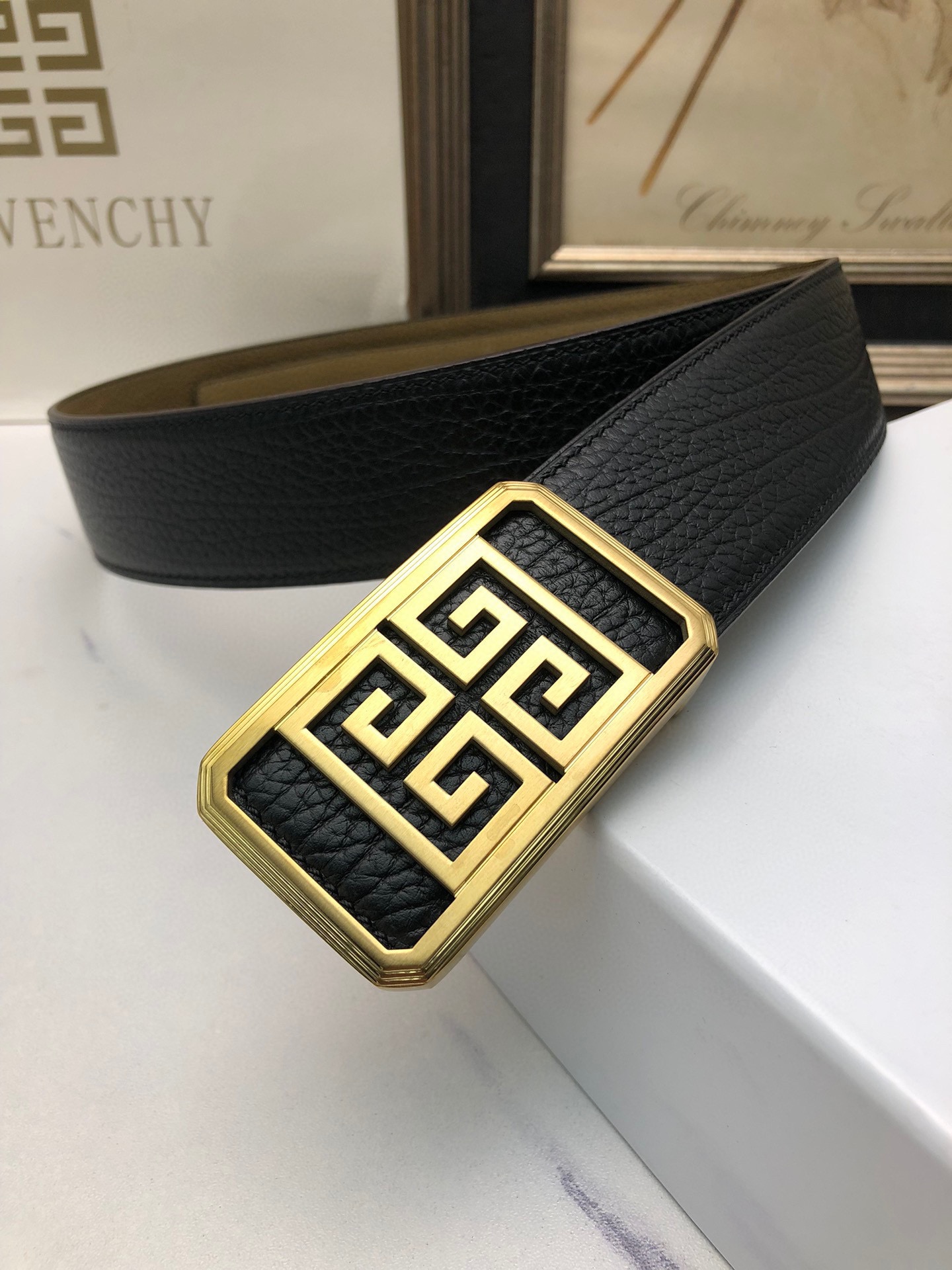 Men’s Lynch Belt with Deer Skin Lining and Symbol Decoration, 4.0 Counter Width - 图片 2