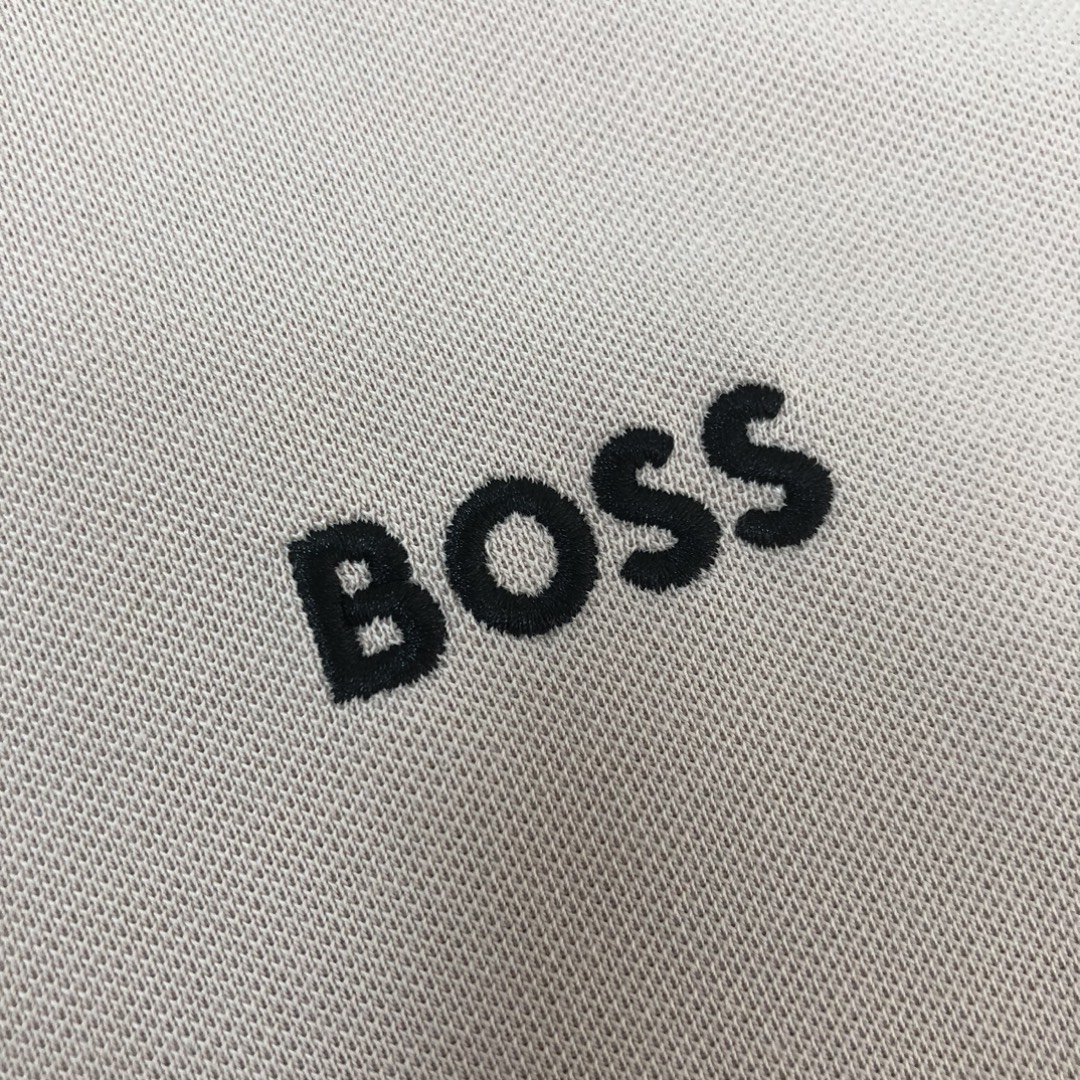  A🍃BOSS  2025最新款男士短袖Polo衫，品牌最新设计元素！既不单调也不复杂,恰到好处的展现品
