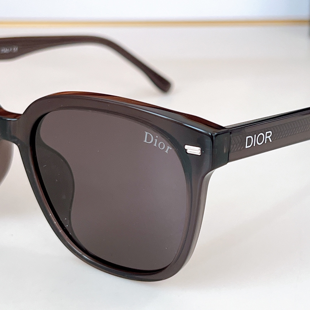  DIOR
MODEL CD 0250S 
SIZE：56口19-145
🔝🔝