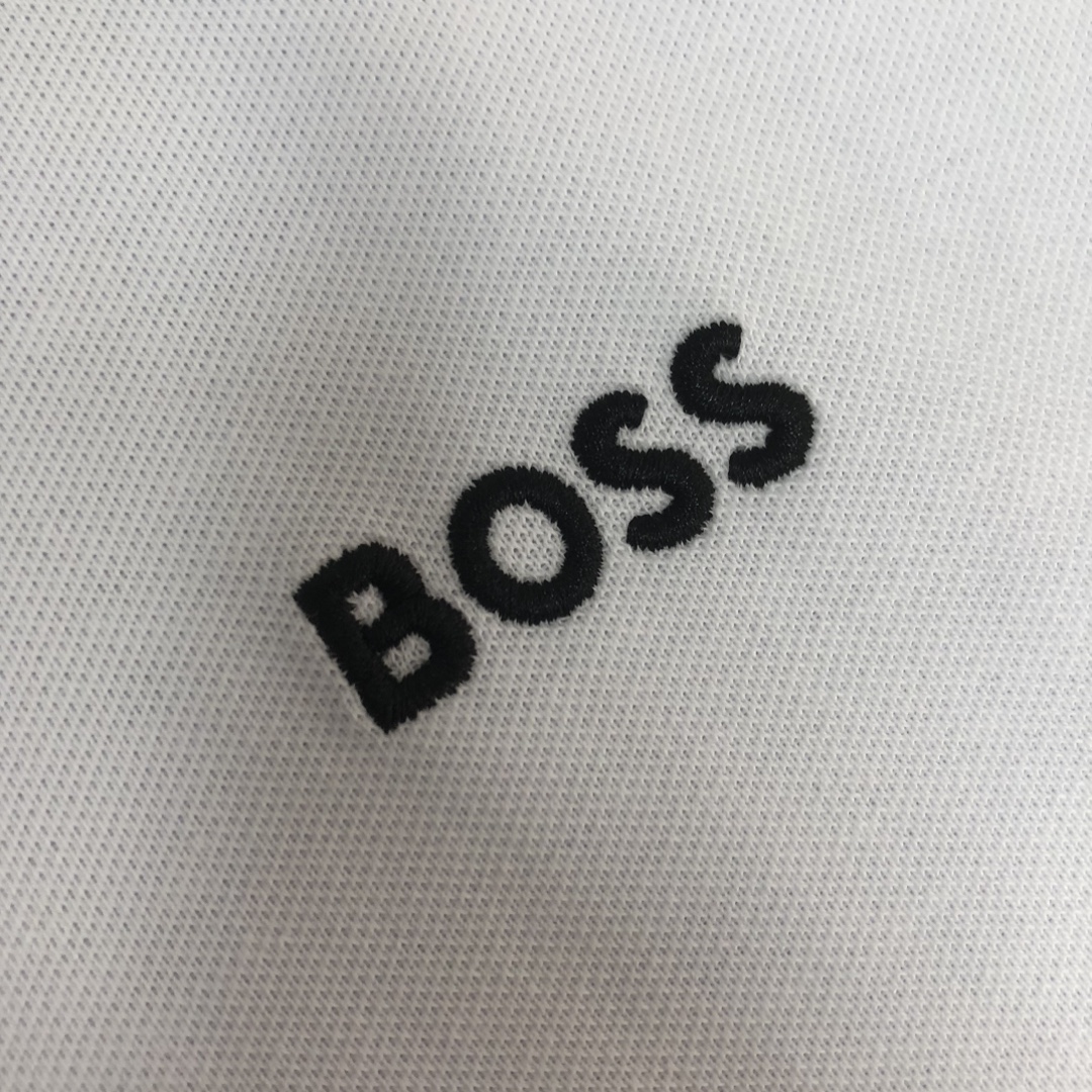  A🍃BOSS  2025最新款男士短袖Polo衫，品牌最新设计元素！既不单调也不复杂,恰到好处的展现品