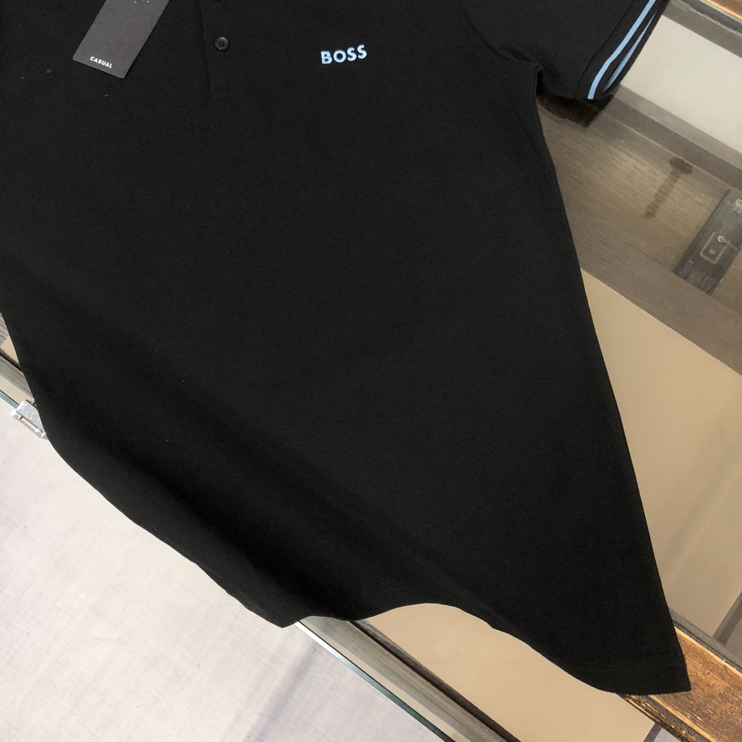 A🍃BOSS  2025最新款男士短袖Polo衫，品牌最新设计元素！既不单调也不复杂,恰到好处的展现品