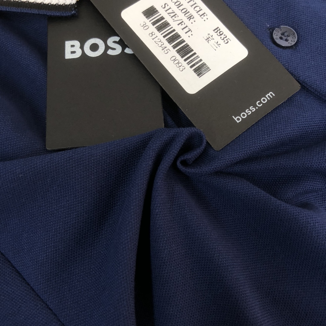  A🍃BOSS  2025最新款男士短袖Polo衫，品牌最新设计元素！既不单调也不复杂,恰到好处的展现品
