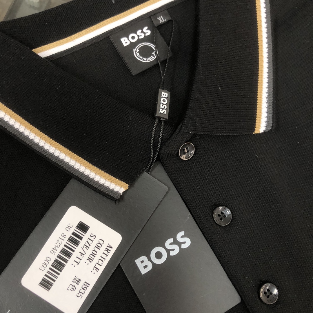  A🍃BOSS  2025最新款男士短袖Polo衫，品牌最新设计元素！既不单调也不复杂,恰到好处的展现品