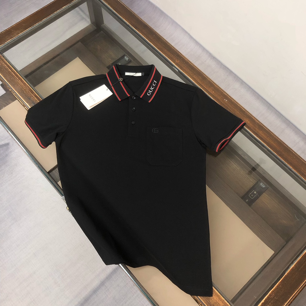  A🌟GUCCI  古驰   2025最新款男士短袖Polo衫，品牌最新设计元素！既不单调也不复杂,恰到