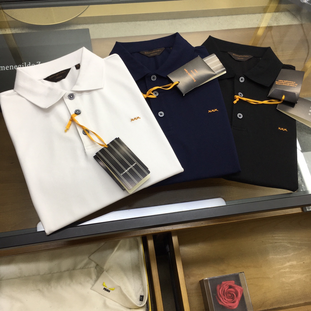 NO:143278,New counter products [Zegn...] S-2xl new products, fashionable POLO/lamb long sleeves, high-end custom versatile styles, anyone can easily control them, full custom fabric craftsmanship, luxurious classic brand logo design on the chest, very high-end, those who understand goods must enter!  The style and tailoring are slim styles, which are very exquisite, showing aura and highlighting the exquisiteness of business men. This is the unique feature, the right slim fit, and the upper body effect is very good!  Counter size S-2XL...,alexander wang19860909专柜新品【Zegn...】S-2xl 新品 时尚POLO/翻领长袖 高级定制百搭款式 任何人都可以轻松驾驭 面料全订制工艺 胸前奢华经典品牌logo设计,非常显档次懂货的必须入！版型剪裁属于修身款 非常精致,显气场,又会凸显商务男士的精致,这就是独到之处,恰到好处的修身,上身效果非常赞！专柜尺码S-2XL..,,alexander wang,Men's clothing