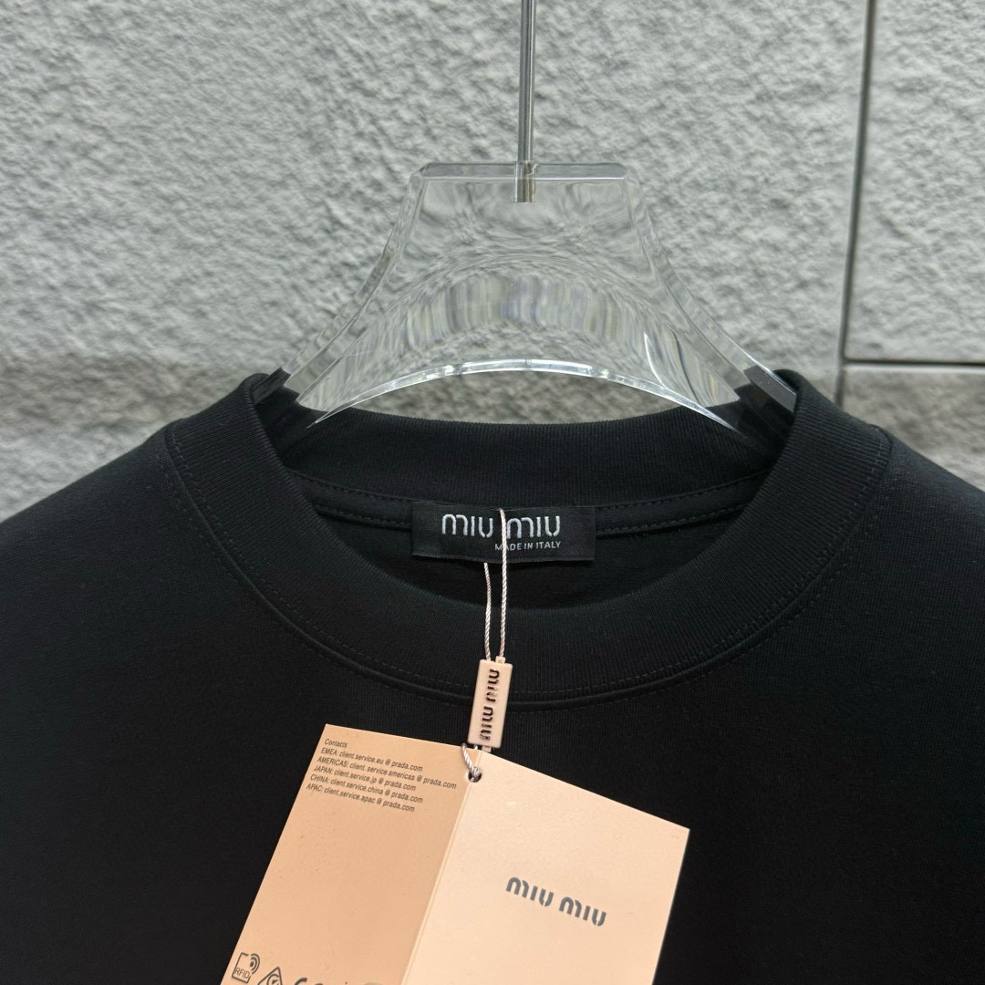 Miu Miu 2025 Embroidered Letter T-Shirt Collection: Sizes, Colors, and Fabric Options - 图片 4