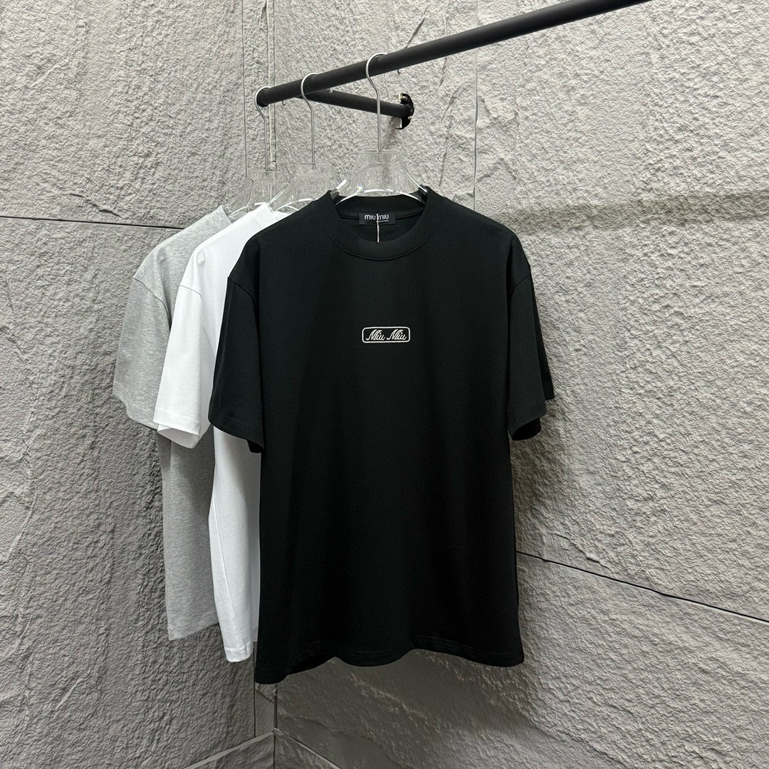 Miu Miu 2025 Embroidered Letter T-Shirt Collection: Sizes, Colors, and Fabric Options - 图片 2