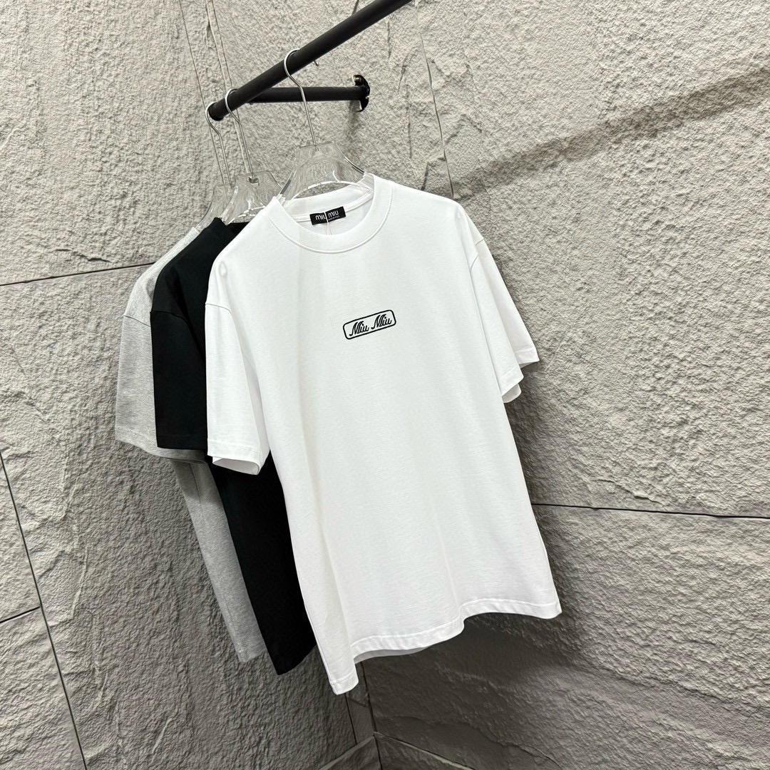 Miu Miu 2025 Spring Summer Embroidered T-Shirt Collection: Sizes, Colors, and Fabrics - 图片 3