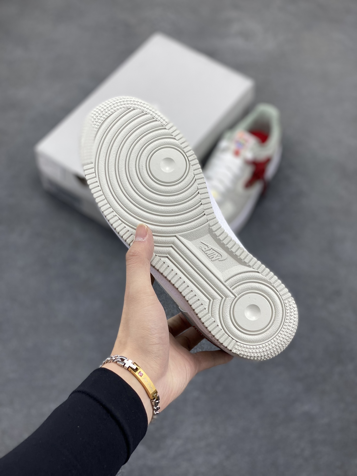 图片[5]-Air Force 1 Low 蛇年牛油果绿 原楦头原纸板 打造纯正空军版型 #专注外贸渠道 全掌内置蜂窝气垫 #原盒配件 原厂中底钢印、拉帮完美 货号：HV6000-131 尺码：35.5 36 36.5 37.5 38 38.5 39 40 40.5 41 42 42.5 43 44 44.5 45-选品中心