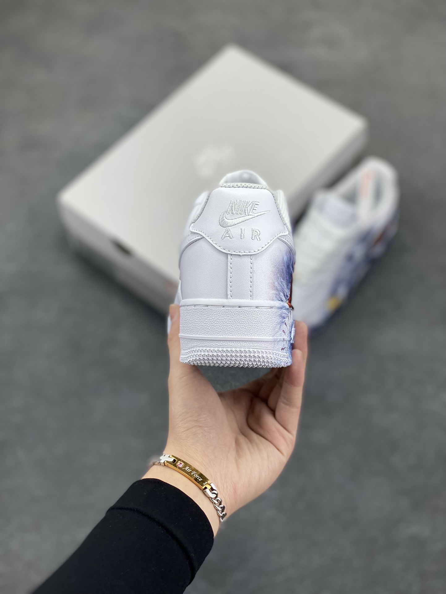 图片[4]-Air Force 1 Low 哪吒手绘涂鸦 原楦头原纸板 打造纯正空军版型 #专注外贸渠道 全掌内置蜂窝气垫 #原盒配件 原厂中底钢印、拉帮完美 货号：CW2288-111 尺码：36 36.5 37.5 38 38.5 39 40 40.5 41 42 42.5 43 44 44.5 45-选品中心