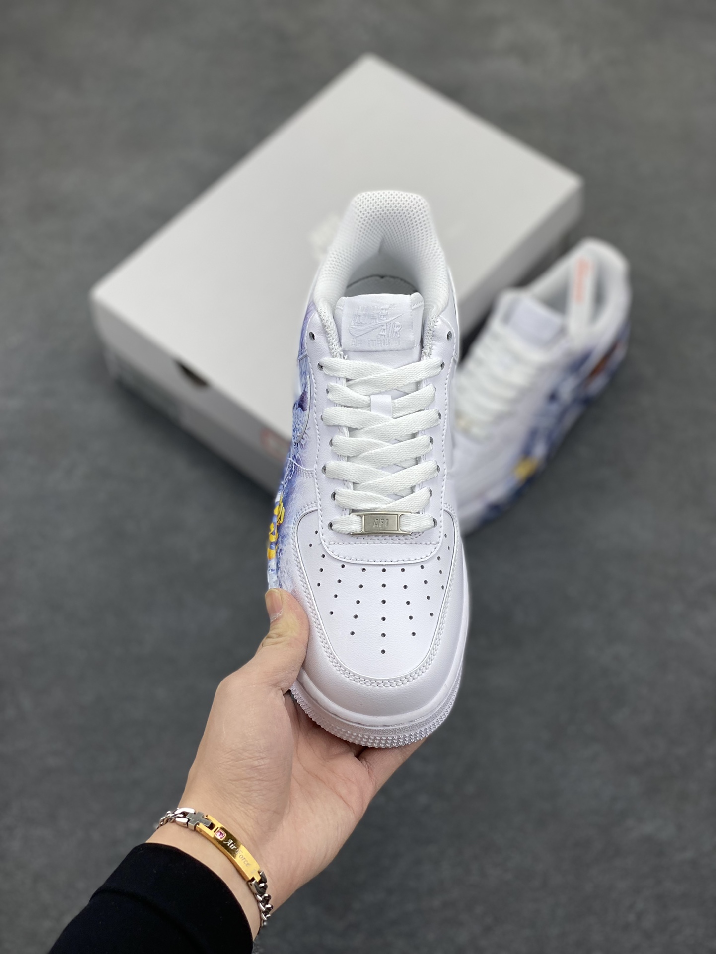 图片[2]-Air Force 1 Low 哪吒手绘涂鸦 原楦头原纸板 打造纯正空军版型 #专注外贸渠道 全掌内置蜂窝气垫 #原盒配件 原厂中底钢印、拉帮完美 货号：CW2288-111 尺码：36 36.5 37.5 38 38.5 39 40 40.5 41 42 42.5 43 44 44.5 45-选品中心