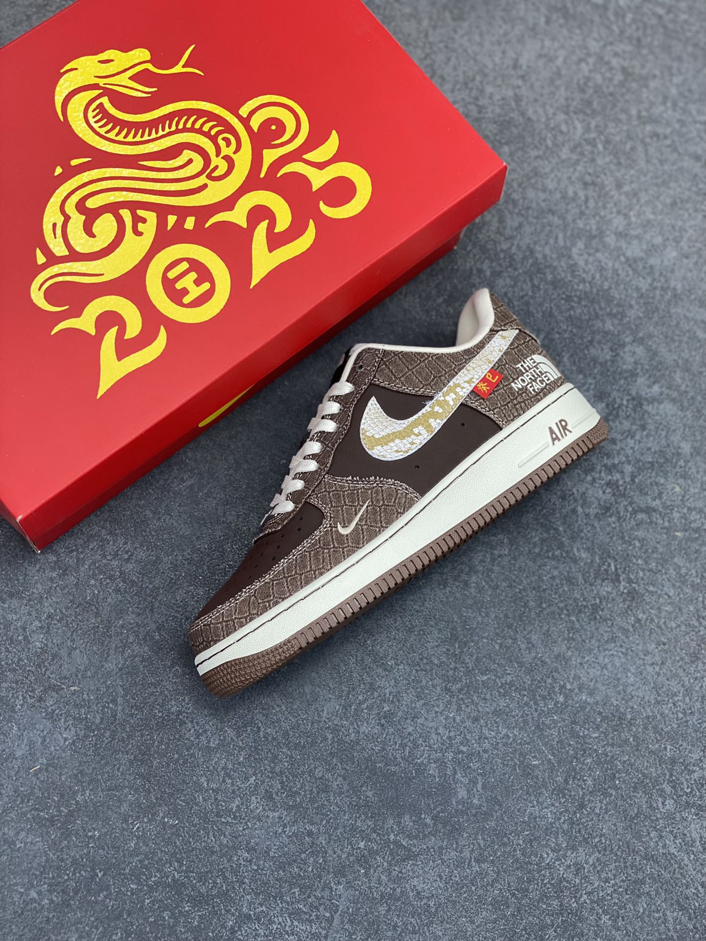 图片[7]-Nk Air Force 1‘07 Low 北面联名 空军一号低帮休闲板鞋  #原楦头原纸板 原装鞋盒 定制五金配件 内置全掌气垫 原厂鞋底 货号：CH6336-524  尺码：36 36.5 37.5 38 38.5 39 40 40.5 41 42 42.5 43 44 44.5 45-选品中心