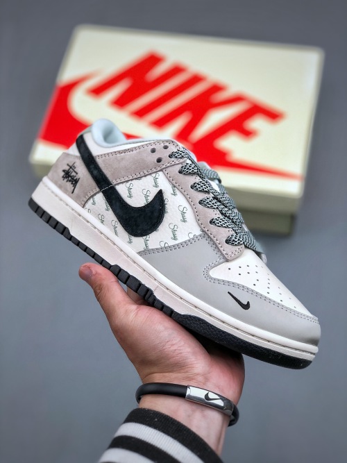 Nike SB Dunk Low Stussy Collab: Anniversary Custom Low-Top Skateboarding Shoes 2 Nike SB Dunk Low Stussy Collab: Anniversary Custom Low-Top Skateboarding Shoes