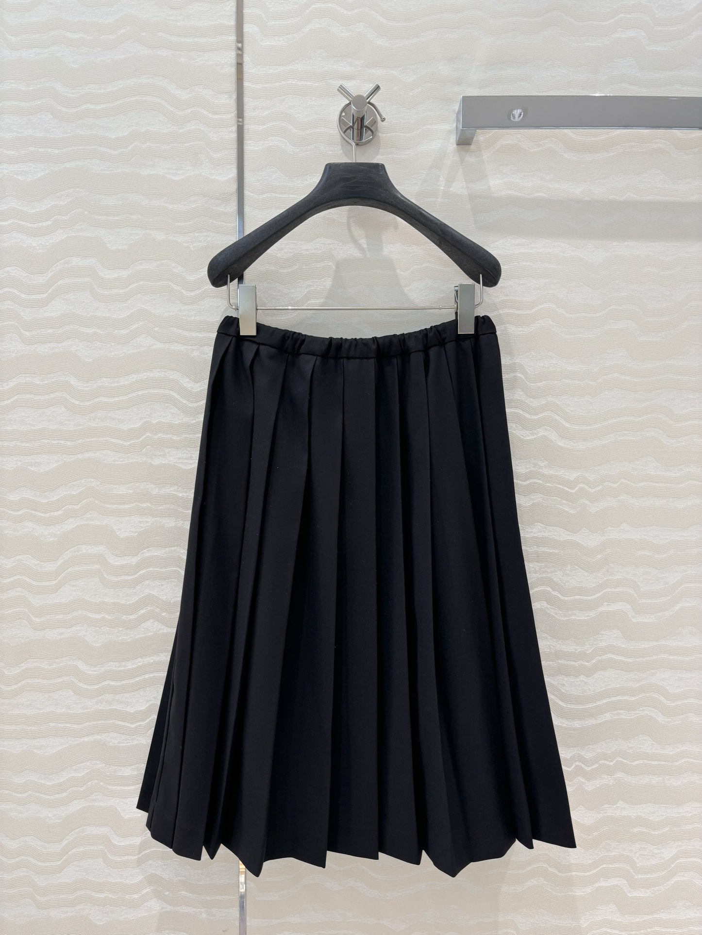 独家首发💕原单品质miu系穿搭！学院风少女压褶长半裙！进口斜纹精纺面料质感超赞！复古学院风文艺少女必入单