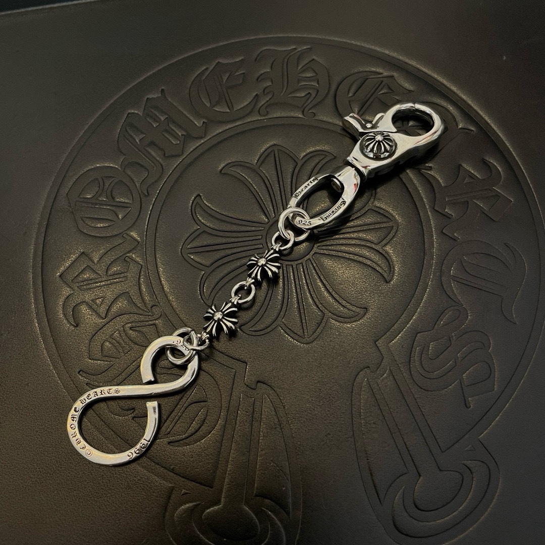 Stylish Couples Jewelry: Money and Rock-and-Bunk-Tai Silver Retro Web Trend