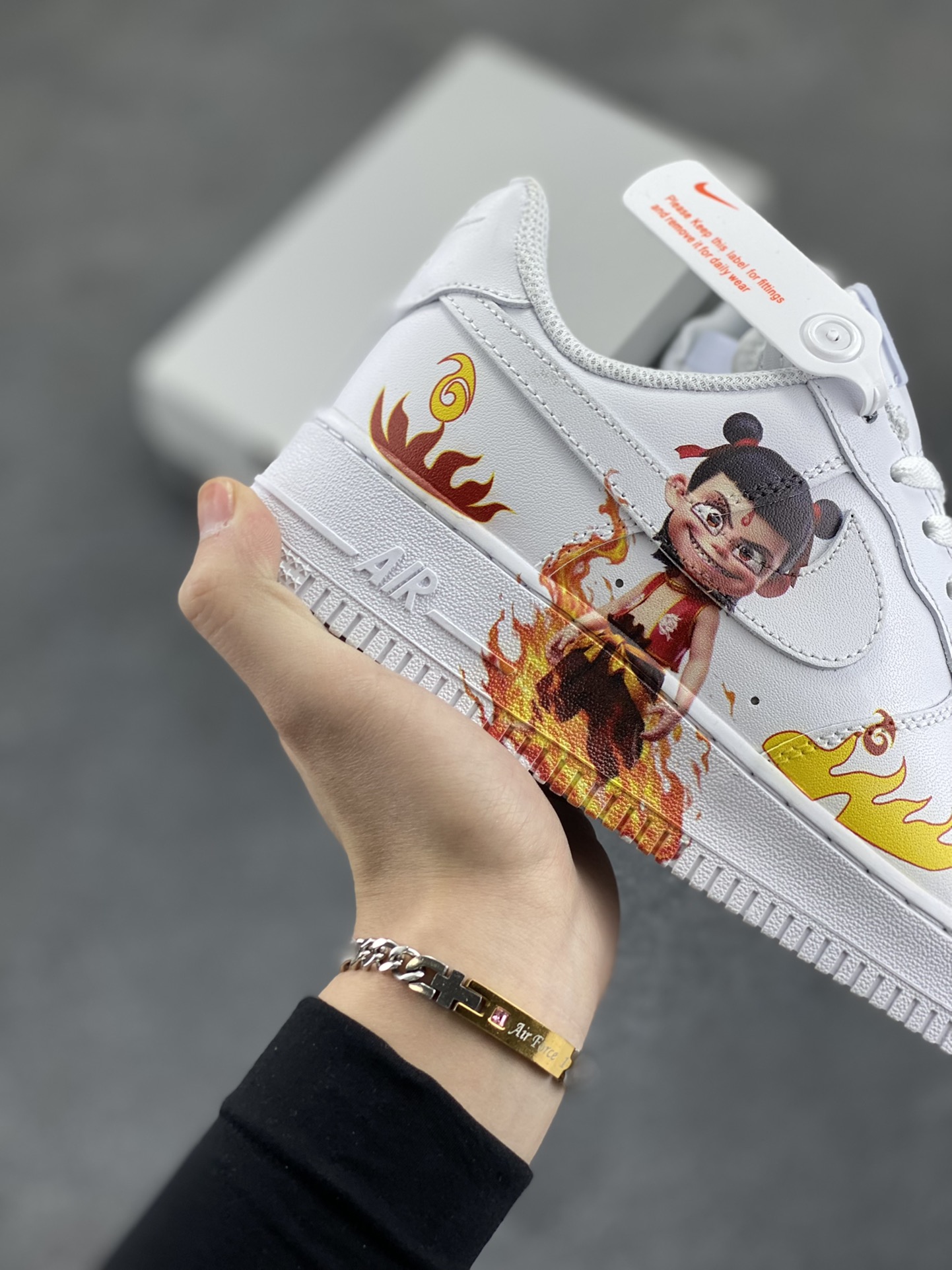 图片[6]-Air Force 1 Low 哪吒手绘涂鸦 原楦头原纸板 打造纯正空军版型 #专注外贸渠道 全掌内置蜂窝气垫 #原盒配件 原厂中底钢印、拉帮完美 货号：CW2288-111 尺码：36 36.5 37.5 38 38.5 39 40 40.5 41 42 42.5 43 44 44.5 45-选品中心