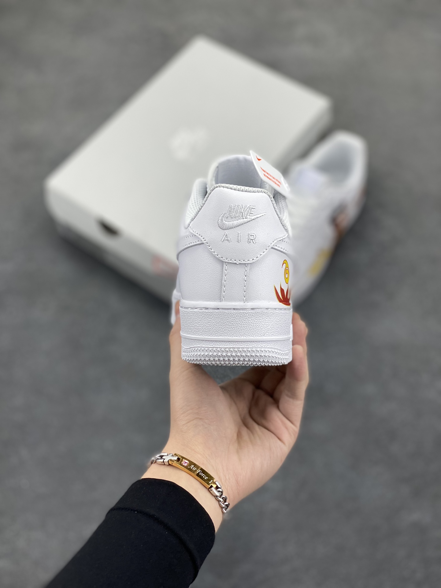 图片[4]-Air Force 1 Low 哪吒手绘涂鸦 原楦头原纸板 打造纯正空军版型 #专注外贸渠道 全掌内置蜂窝气垫 #原盒配件 原厂中底钢印、拉帮完美 货号：CW2288-111 尺码：36 36.5 37.5 38 38.5 39 40 40.5 41 42 42.5 43 44 44.5 45-选品中心