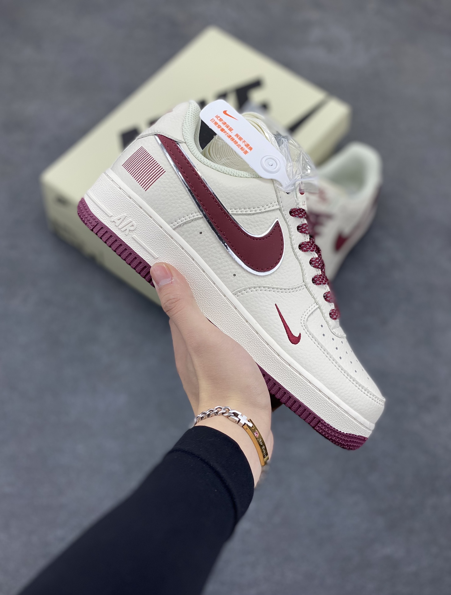Nike Air Force 1 Low \’07 “二维码”米黑满天星低帮空军一号休闲板鞋 定制皮料 3M反光 原楦原纸板 纯正版型 清洁度完美 内置全掌气垫 货号:CU1836-961 尺码:36 36.5 37.5 38 38.5 39 40 40.5 41 42 42.5 43 44 44.5 45-选品中心