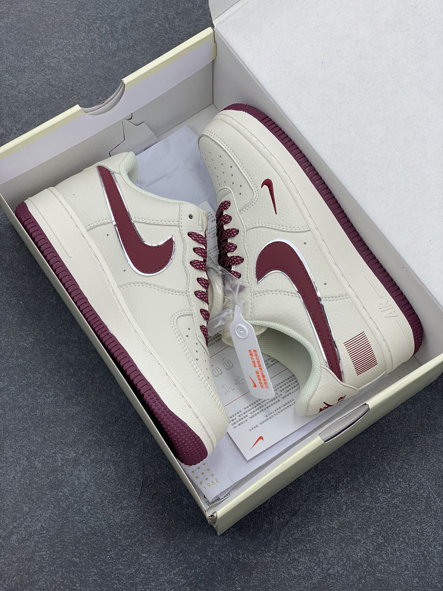 图片[9]-Nike Air Force 1 Low \’07 “二维码”米黑满天星低帮空军一号休闲板鞋 定制皮料 3M反光 原楦原纸板 纯正版型 清洁度完美 内置全掌气垫 货号：CU1836-961 尺码：36 36.5 37.5 38 38.5 39 40 40.5 41 42 42.5 43 44 44.5 45-选品中心