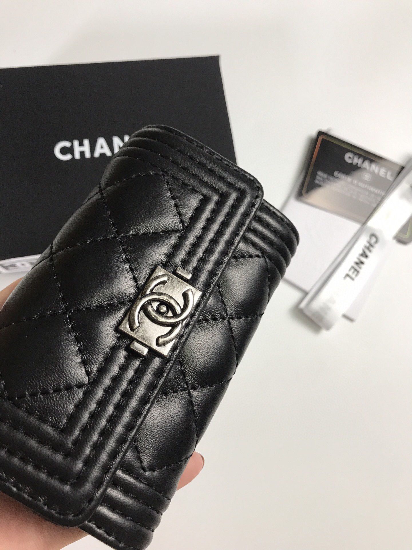 Chanel香奈儿羊皮カードケース - 高品質・全皮仕様