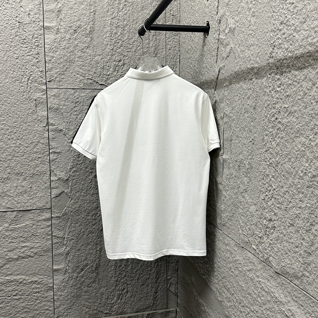 New 2025 Miu Miu Short-Sleeve Polo with Simple Embroidery in Black and White - 图片 8