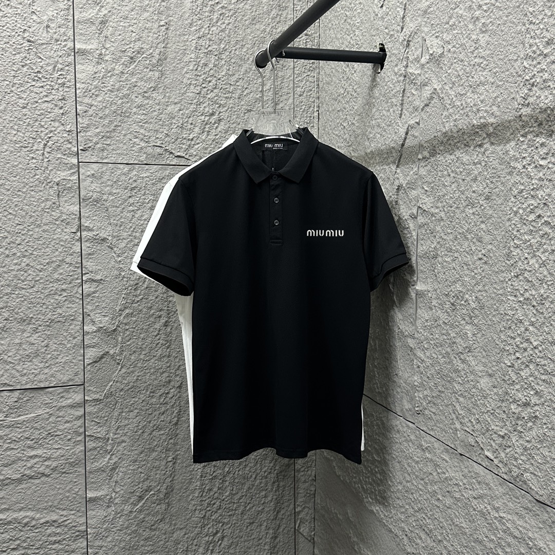 New Miu Miu Short Sleeves Polo 2025 with Small Embroidery Detail in Black and White - 图片 2