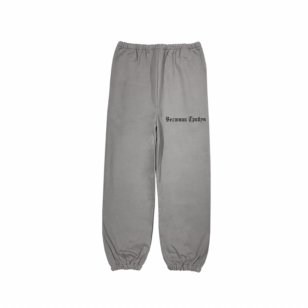 Kanye Yeezy: Soft-Flushed Footwear in White, Ash, and Black Carbon - 图片 2