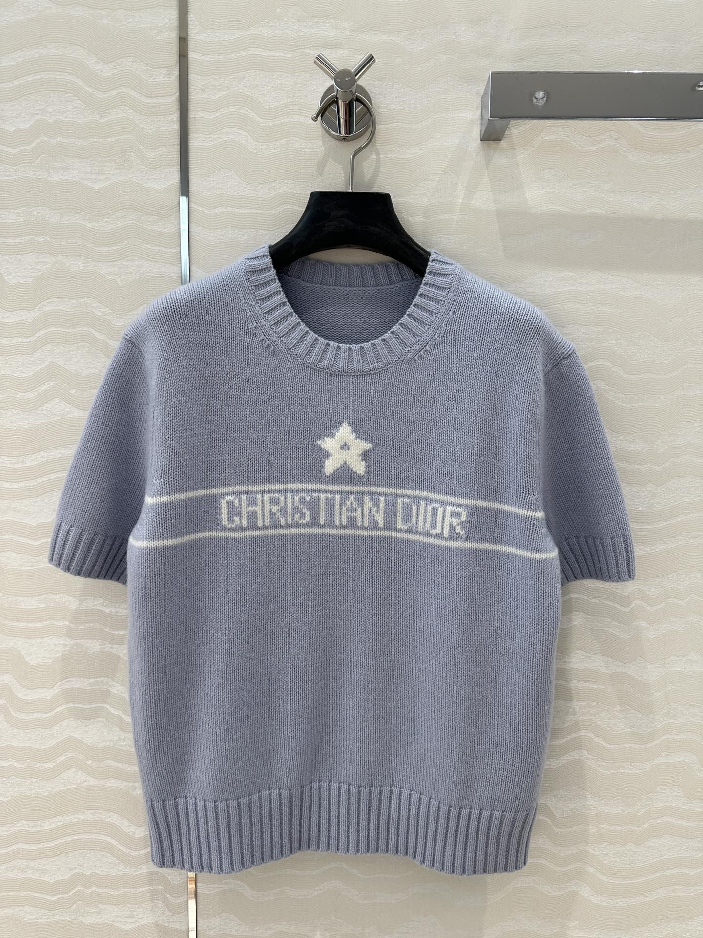 高端原单品质🖤认准我家品质MissD*25s早春限定新品！星星字母羊绒短袖毛衣！定染进口100%羊绒纱线