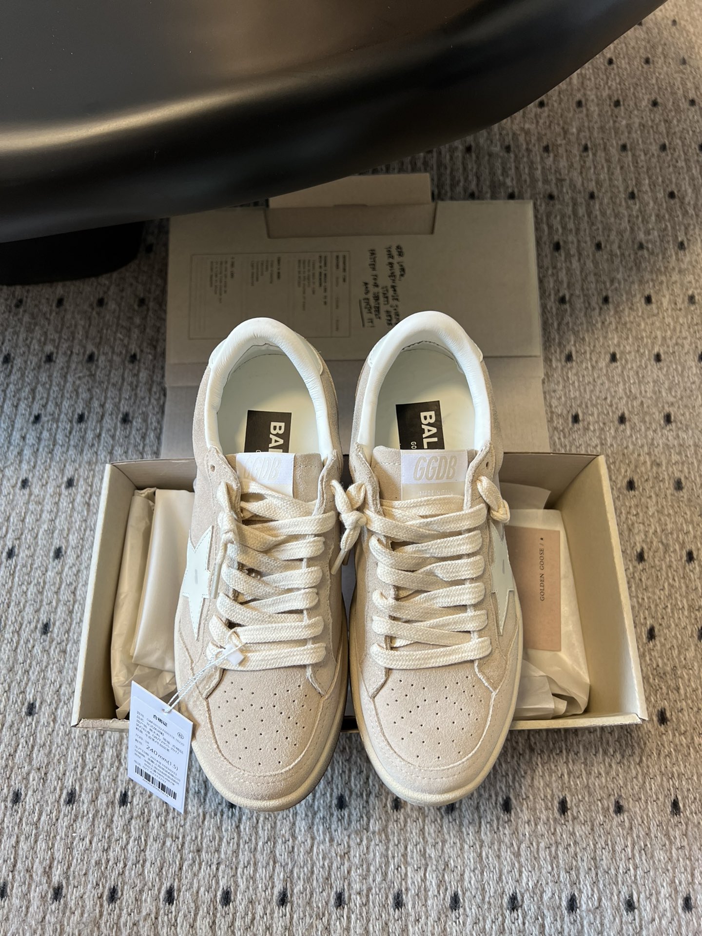 NO:236316,Purchase level, new colors are here, GGDB 25ss Spring and summer new style, casual moral training small dirty shoes series, breaking the traditional aesthetic, small dirty shoes have been used as a demonstration of celebrity private servers, and it is so versatile!  No need to worry about washing shoes anymore. Customized fabric cowhide inner towel inside shoe tongue genuine leather private molded sole, original full packaging Size#35-40 (40 custom made without return or exchange), casual shoes/sports shoes, sneakers, cowhide19860909代购级 新色来了 GGDB 25ss 春夏季新款 休闲德训小脏鞋系列 打破传统审美,小脏鞋做到了明星私服上脚示范 就是这么百搭 ！再也不用担心洗鞋的问题啦 面料定制牛皮 内里 毛巾里 鞋舌内里真皮 私模大底、原版全套包装 Size#35-40（40订做不退换）,休闲鞋/运动鞋,sneakers,cowhide,Women's Shoes