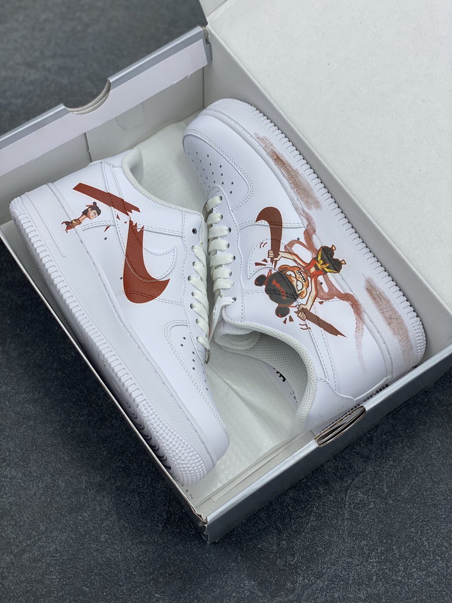 图片[9]-Nike Air Force 1 Low’07 中华动漫之哪吒闹海 空军一号低帮休闲板鞋 定制皮料 原厂3D打印 定制鞋盒 原楦原纸板 纯正空军版型 内置全掌气垫 货号：ZH0316-061 尺码：36 36.5 37.5 38 38.5 39 40 40.5 41 42 42.5 43 44 44.5 45-选品中心