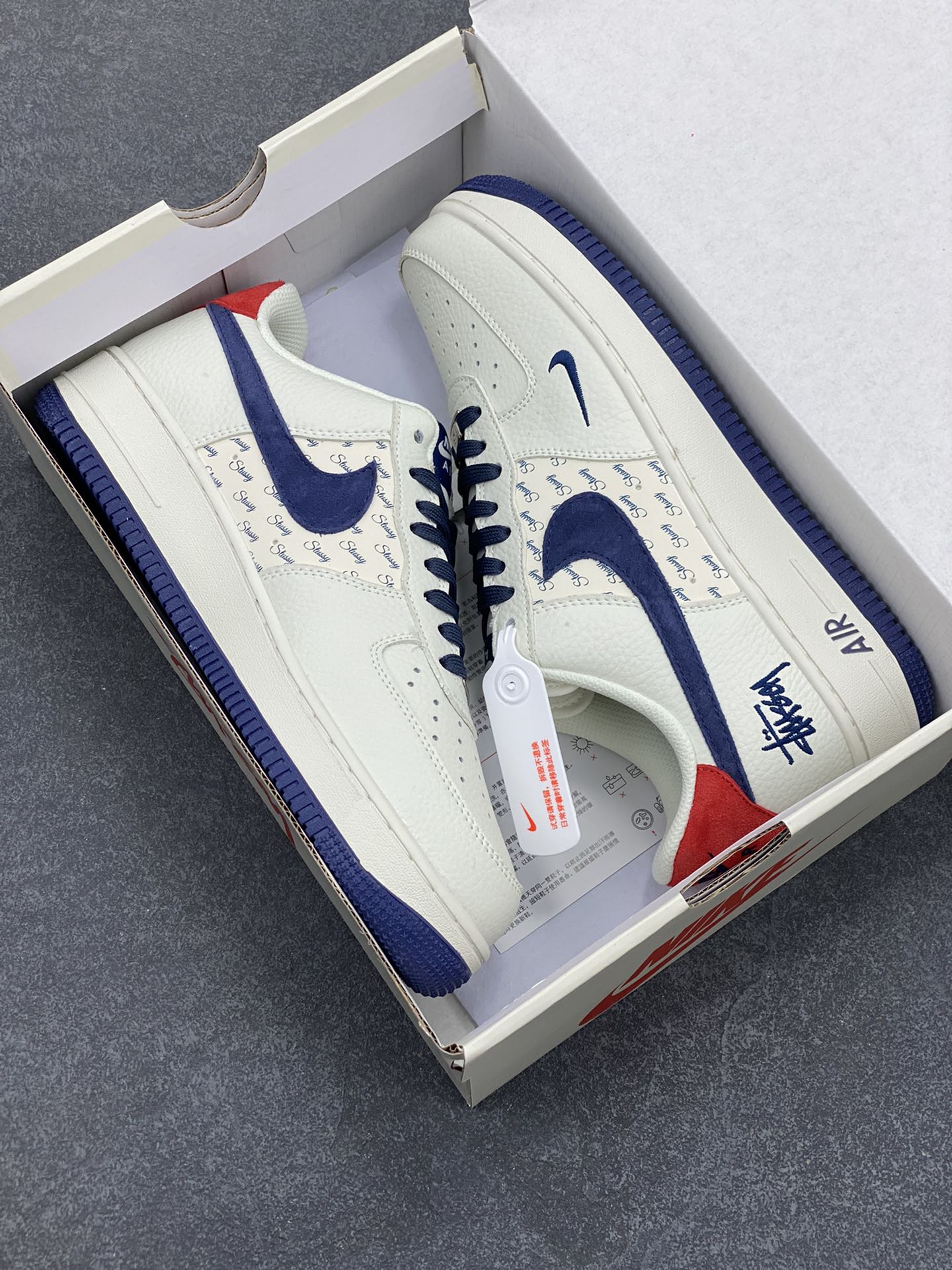 图片[9]-Nike Air Force 1 Low 空军一号低帮百搭休闲运动板鞋。柔软、弹性十足的缓震性能和出色的中底设计，横跨复古与现代的外型结合，造就出风靡全球三十多年的Force 1，直到今天还深受青睐。 货号：XZ3318-566 尺码：36 37.5 38 39 40 40.5 41 42 42.5 43 44 45-选品中心