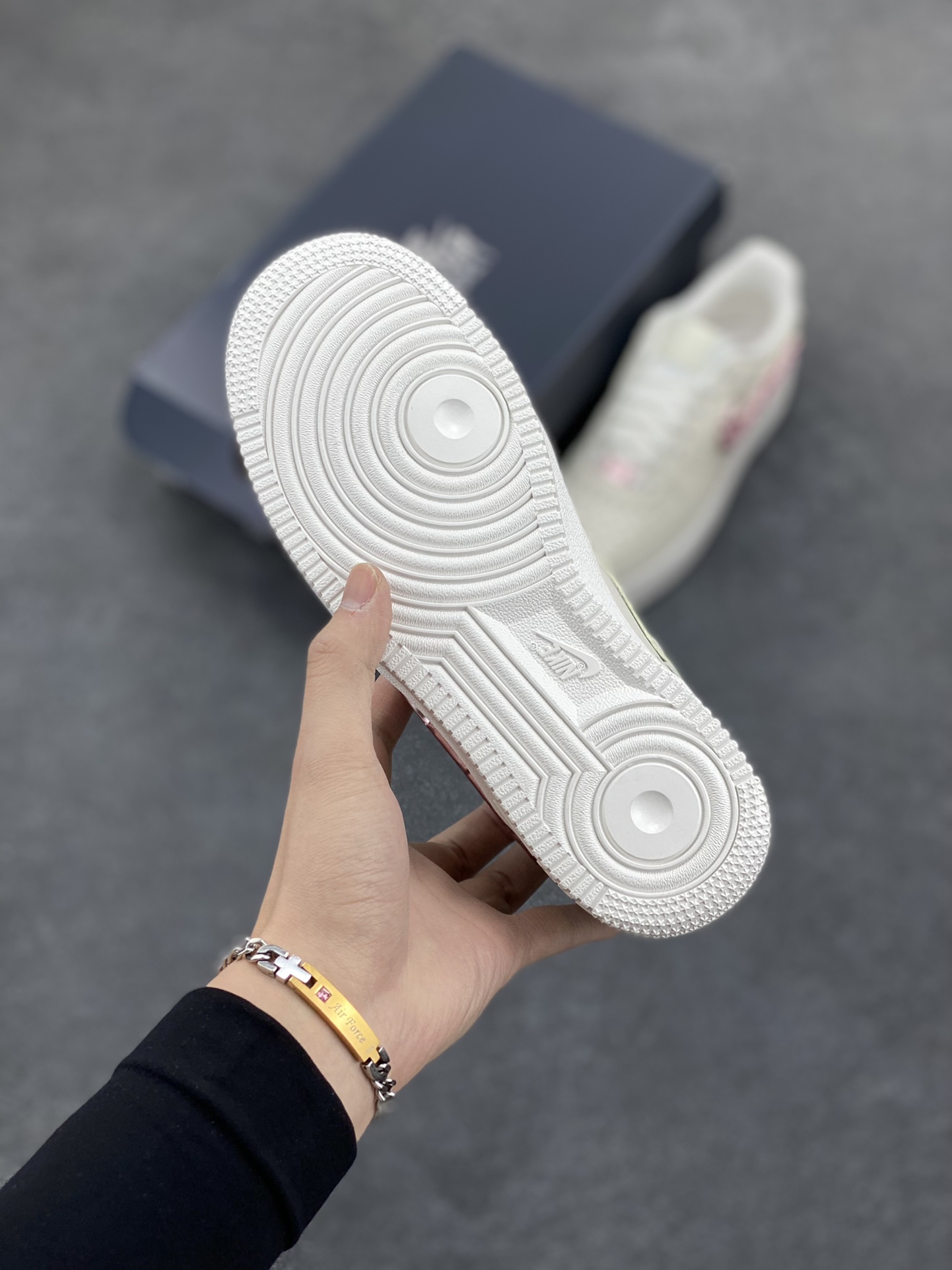 图片[5]-Nike Air Force 1 Low 毒液 空军一号低帮运动休闲板鞋 原楦头原纸板 打造纯正空军版型 专注外贸渠道 全掌内置蜂窝气垫 原盒配件 原厂中底钢印、拉帮完美 货号：IF1686-161 尺码：35.5 36 36.5 37.5 38 38.5 39 40 40.5 41 42 42.5 43 44 44.5 45-选品中心