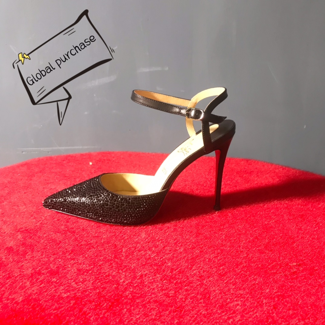 NO:100626,High-end customization 2025 diamond classic series!  H10Cm, size 34-42. Customized models are not refunded or exchanged, 9024-052 black cowhide. Black imitation diamond, official website synchronized Standard European code Reference:9024-052 Color:black Material:cowhide/diamond Lining:goat leather Heel height:10Cm Sole:leather sole Size:EUR 34-42 (US 4-11):,,christian louboutin,cowhide19860909高端订制 2025钻石精典款系列！ H10Cm,尺码34-42码.订制款不退不换,9024-052黑牛皮.黑色仿奥钻,官网同步 标准欧码 Reference:9024-052 Color:black Material:cowhide/diamond Lining:goat leather Heel heigh:10Cm Sole:leather sole Size:EUR 34－42（US 4一11) :,,christian louboutin,cowhide,Women's Shoes