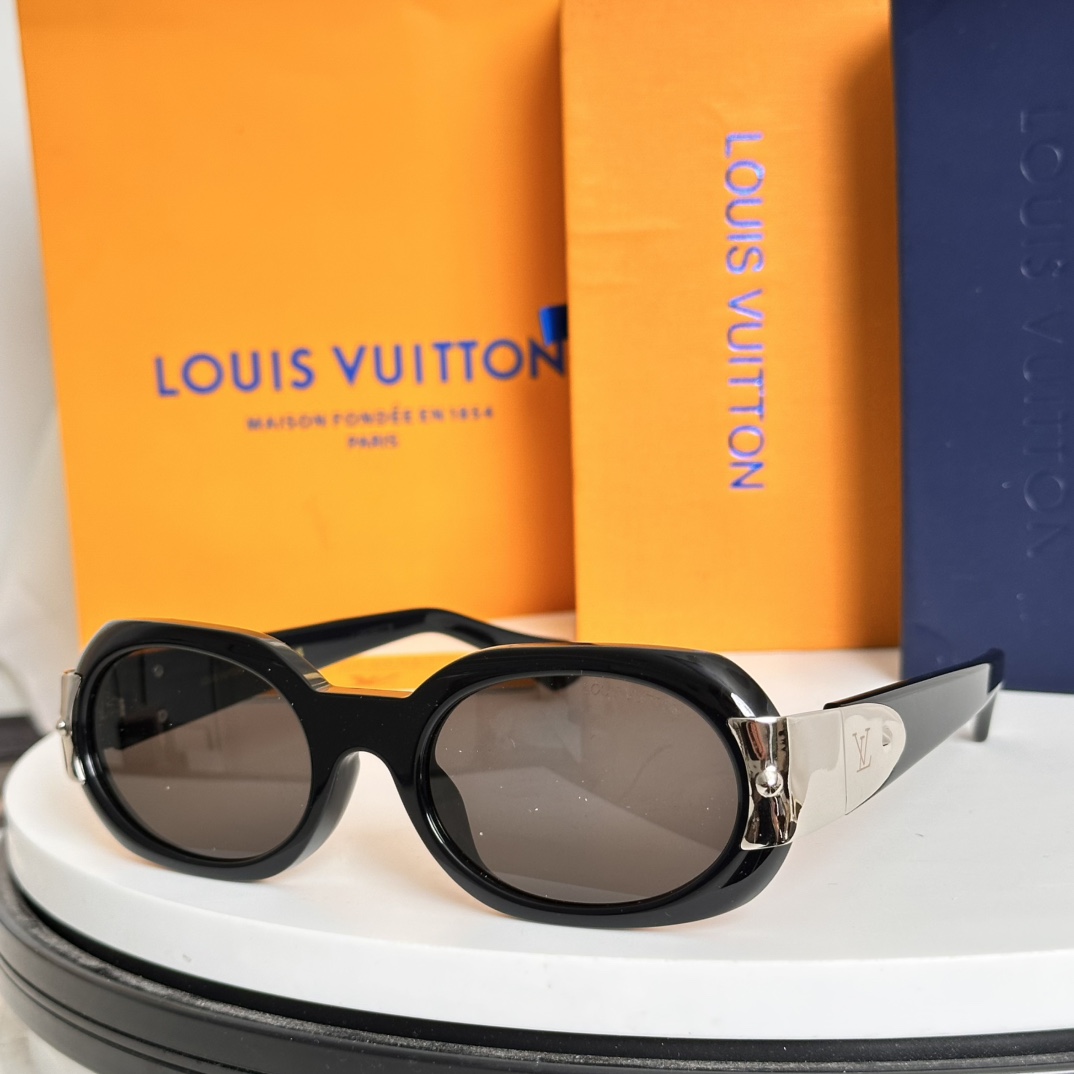  ‼️LOUIS VUITTO*🌟🌟🌟MODEL：Z2600U🌟🌟🌟SIZE：55口22-140🌟🌟🌟