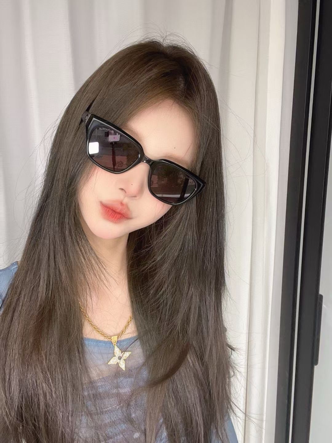  ‼️🕶️小香2024编织镂空腿系列大上新❣️
【ch6819】中古风小黑超3.0
侧面很亮眼哟 超有态