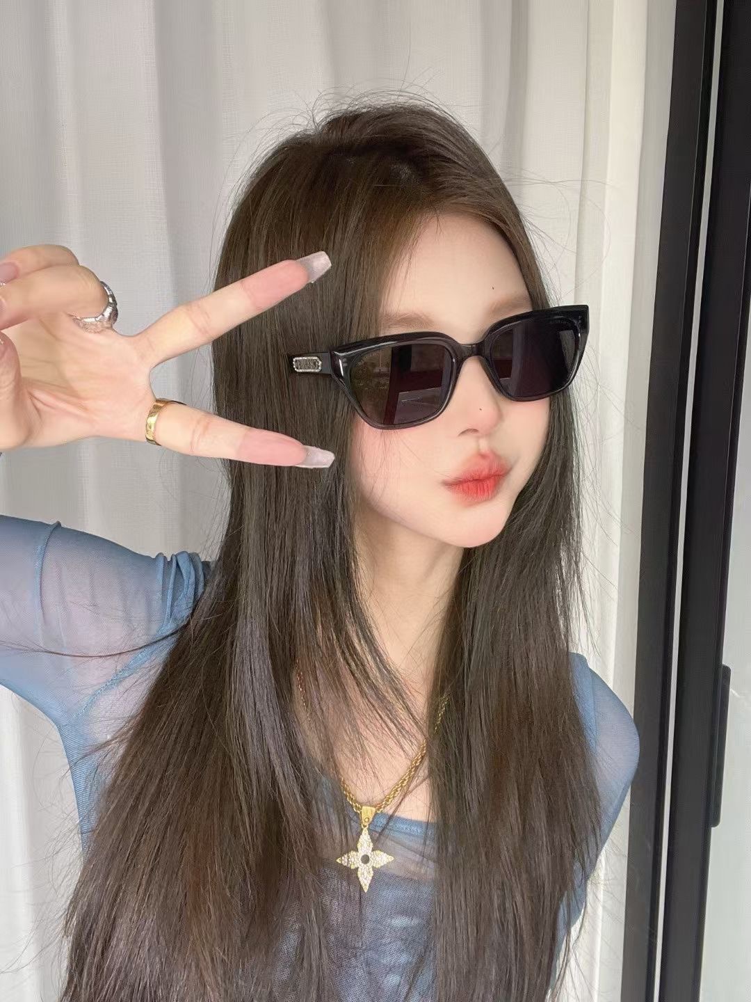  ‼️ 模特图 🕶️小香2024编织镂空腿系列大上新❣️
【ch6819】中古风小黑超3.0
侧面很亮眼