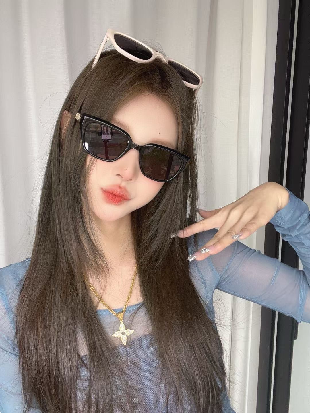  ‼️ 模特图 🕶️小香2024编织镂空腿系列大上新❣️
【ch6819】中古风小黑超3.0
侧面很亮眼