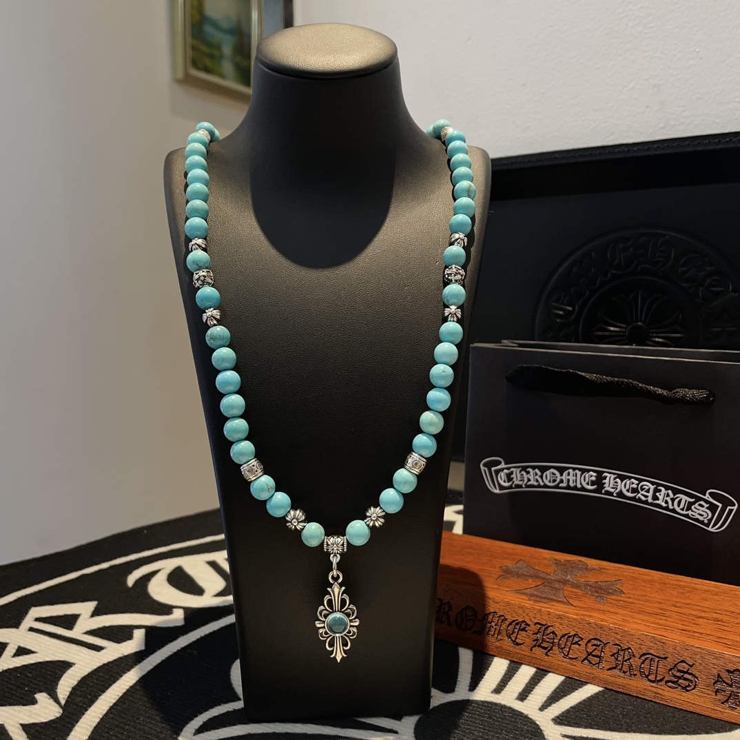 NO:105647,Croxin's new turquoise necklace, classic and versatile, can also be worn on the hand a few more circles, both for one thing, iconic silver bead turquoise, both for both men and women, same style for couples, rock punk silver style, retro elements, trendy and versatile, fine jewelry, chrome hearts, necklace19860909克罗心新款绿松石项链,经典百搭,也可以多绕几圈戴在手上,一物两用,标志性银珠绿松石,男女均可佩戴 情侣款同款 摇滚朋克泰银风格 复古元素 潮流百搭,饰品精品,chrome hearts,necklace,Jewelry
