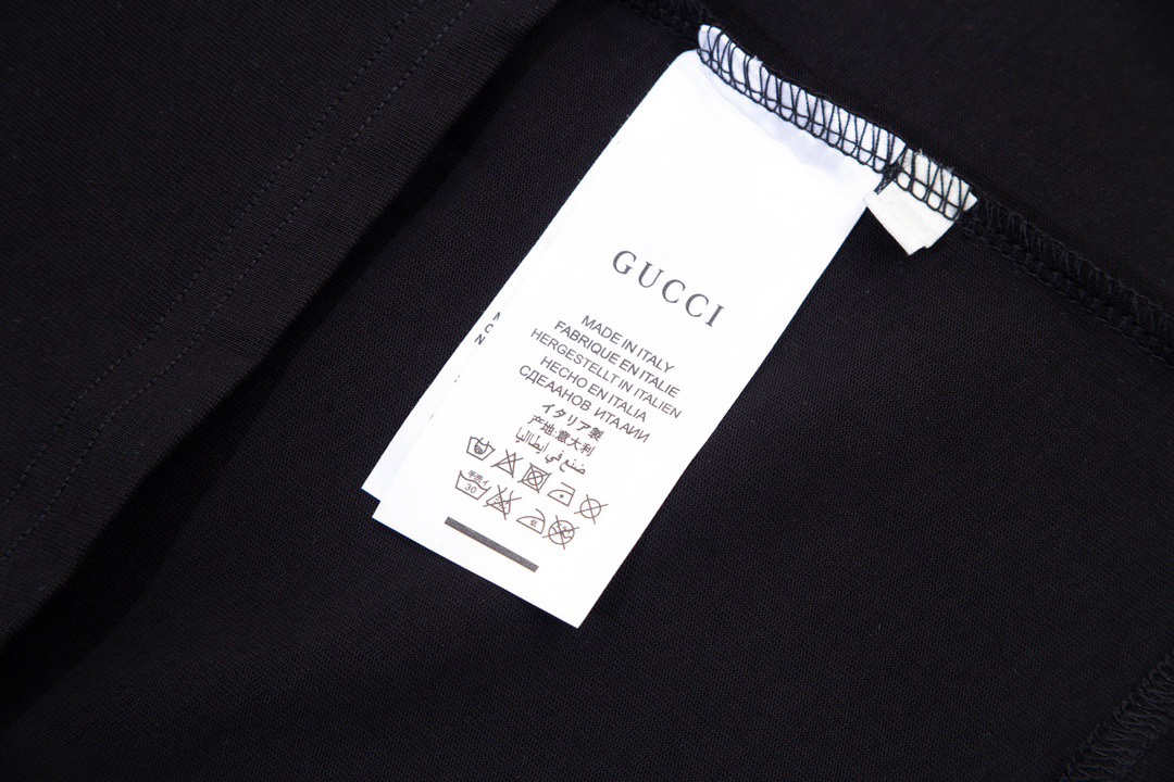 古驰/Gucci 夏季新款 双G互扣标识超大造型刺绣圆领短袖T恤