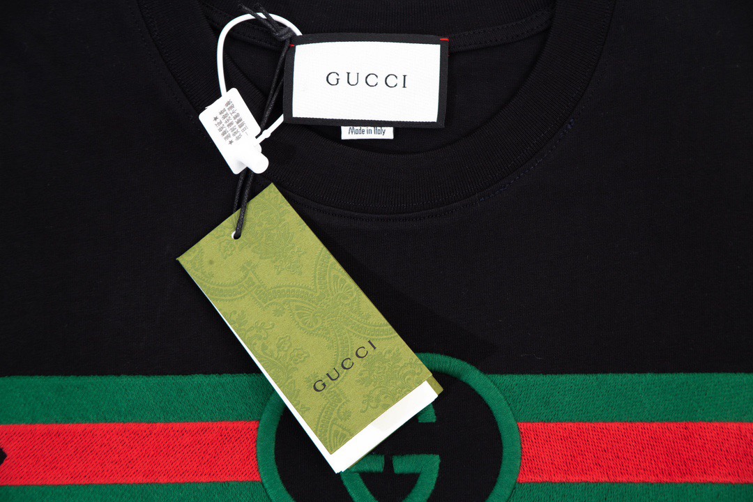 古驰/Gucci 夏季新款 双G互扣标识超大造型刺绣圆领短袖T恤