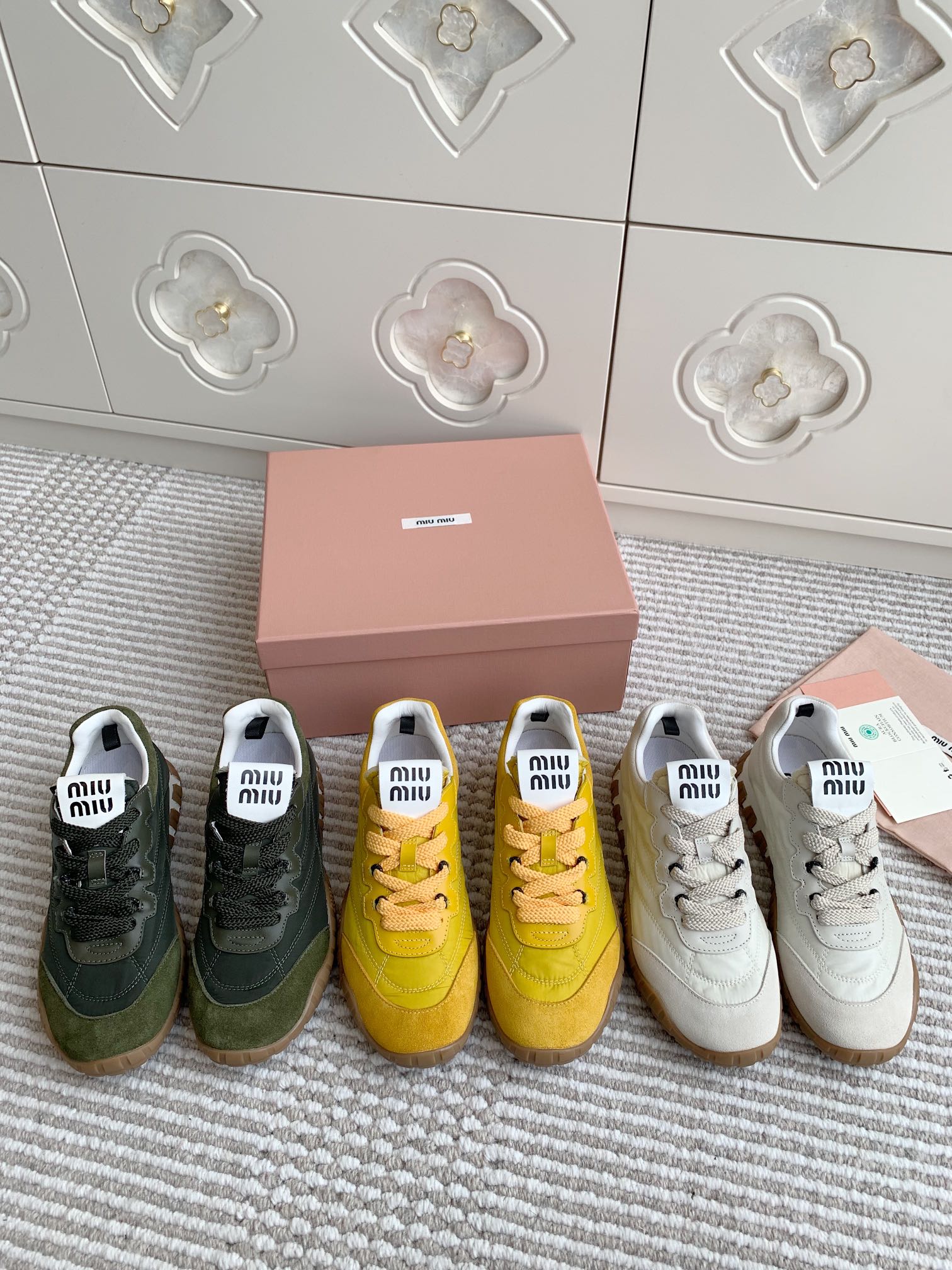 NO:543306,————Miumiu·Tyre Sports Shoes·35-40, Casual Shoes/Sneakers, Miumiu, Sneakers19860909————miumiu·Tyre运动鞋·35-40,休闲鞋/运动鞋,miumiu,sneakers,Women's Shoes