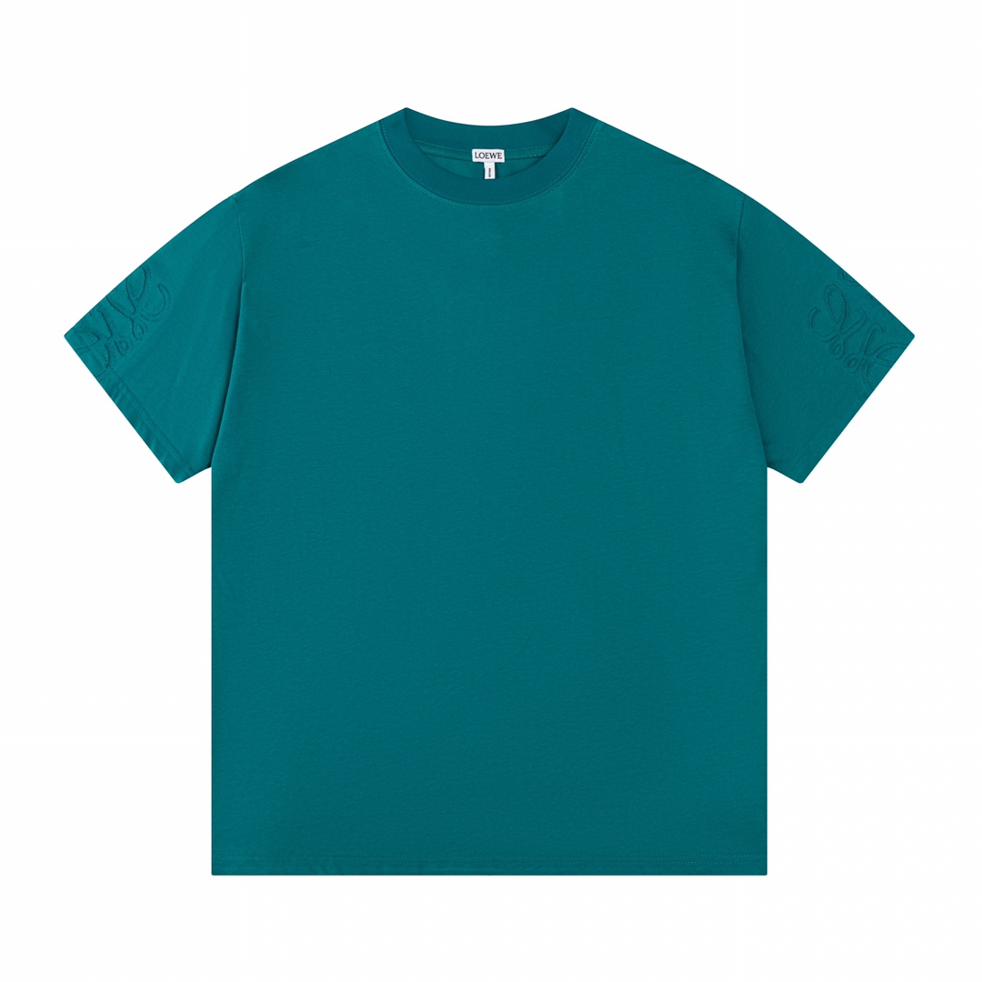 NO:124000,LOEW New series embroidered short-sleeved T-shirt, fabric is made of pure cotton combed cotton, special laser flower embroidery technology, loose upper body effect is casual and versatile, complete three standards, same style for men and women, Size: XS S M L,,loewe,loewe,T-shirt,tees,t-shirt,alexander wang19860909LOEW 罗意威 新款系列 绣花短袖T恤,面料采用纯棉精梳棉面料 手袖特种激光烧花刺绣工艺 上身效果宽松休闲百搭款 三标齐全 男女同款 码数: XS S M L,,loewe,loewe,T-shirt,tees，t-shirt,alexander wang,Men's clothing