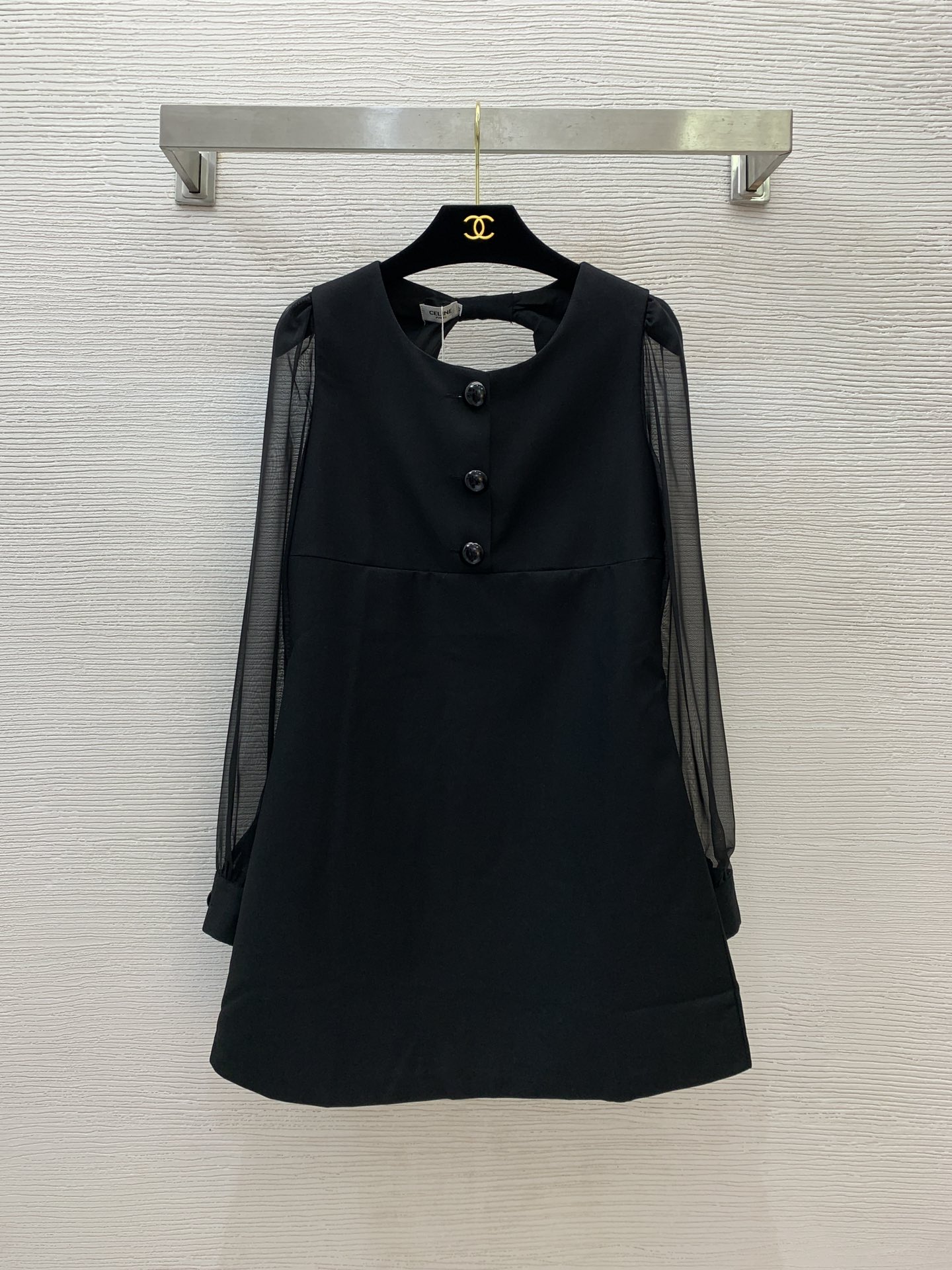 NO:312321,Model number D25022689 CELIN*E new style, fashionable and sexy backless design, perspective yarn sleeves, waist-receiving, slim round neck long-sleeved dress!  Black, (M size bust 86, sleeve length 63, skirt length 79, celine, skirt, alexander wang19860909款号D25022689 CELIN*E新款 时尚性感露背设计透视纱袖拼接收腰显瘦圆领长袖连衣裙！黑色,（M码胸围86,袖长63,裙长79,,celine,skirts,alexander wang,Women's clothing